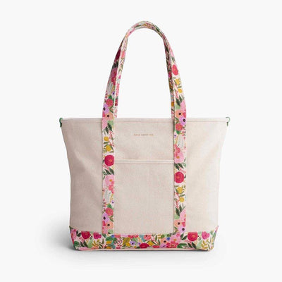 Bolso de lona Garden Party con ilustraciones florales, asas reforzadas, y diseño espacioso de Rifle Paper Co.