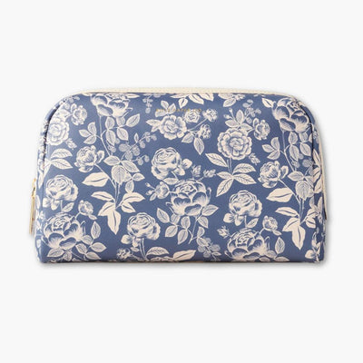 Neceser grande English Rose con estampado floral azul y detalles dorados, ideal para organizar productos de belleza.